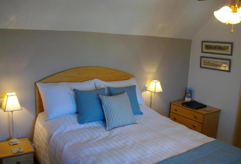 اتاق استاندارد با چشم‌انداز دریا, Gate Lodge Guest House