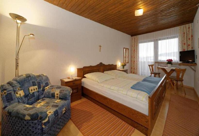 Номер Стандарт Трехместный, Berghof Pension Und Ferienwohnungen
