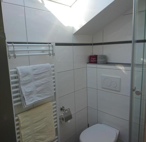 Номер Стандарт с Балконом, Gästehaus Sonnleit`n