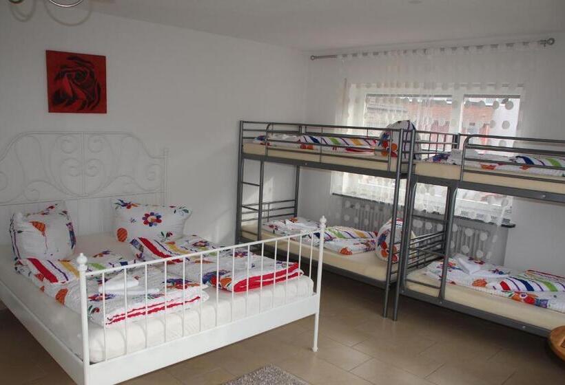 Семейный Номер, Pension Mimosa