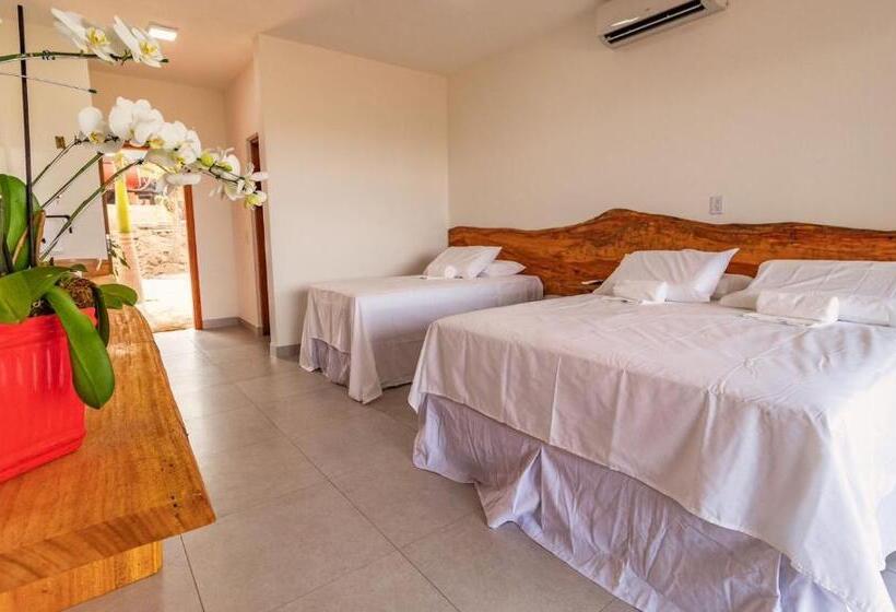 Номер Стандарт Трехместный, Rancho Da Cachaça Pousada