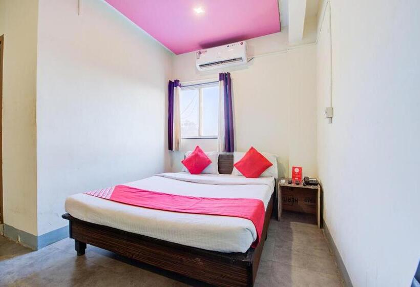 اتاق کلاسیک سه تخته, Oyo 9910 Sambram Inn