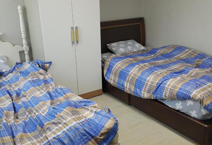 이코노미 룸, Guest House Manna