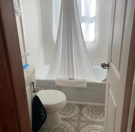 1 Bedroom Apartment, Kennebunkport Motor Lodge