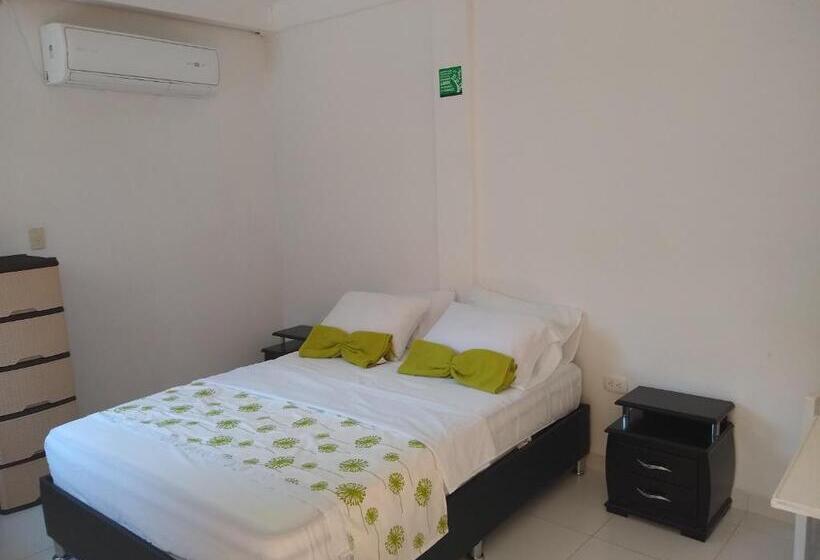 디럭스 룸, Hostal Palohe Taganga