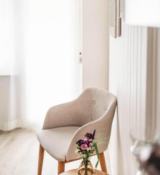 اتاق استاندارد با سرویس بهداشتی مشترک, Wanderlust Guesthouse