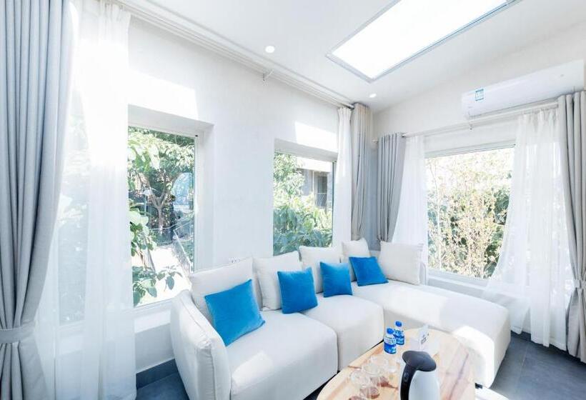 Люкс Повышенной Комфортности, Butterfy Seaview Resort Villa