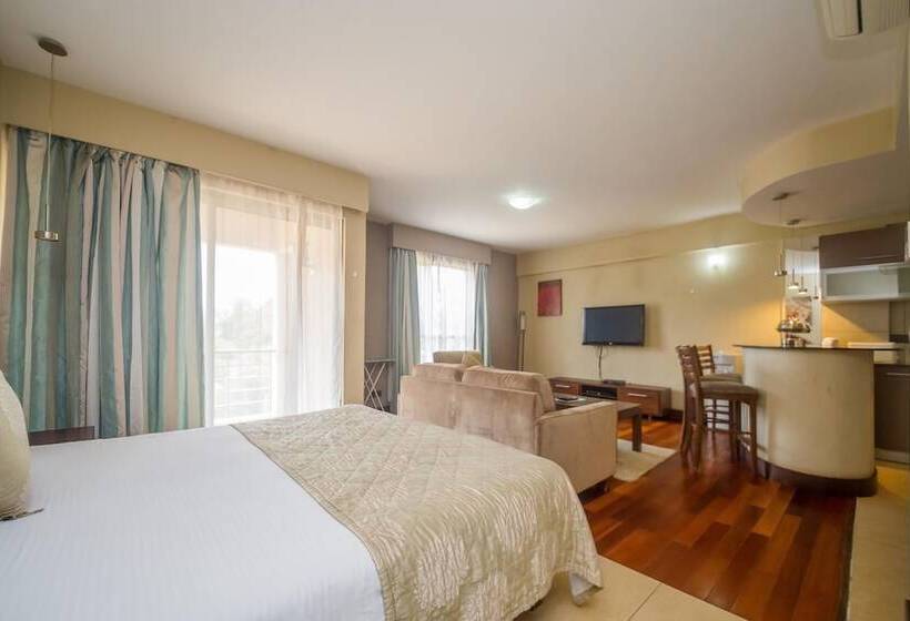 استودیو استاندارد با بالکن, Taarifa Suites By Dunhill Serviced Apartments