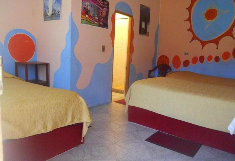 اتاق استاندارد سه نفره, Hostal La Casa Del Sol