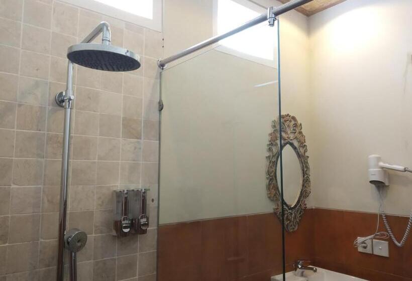 Номер Стандарт, Jukung Dua Guest House