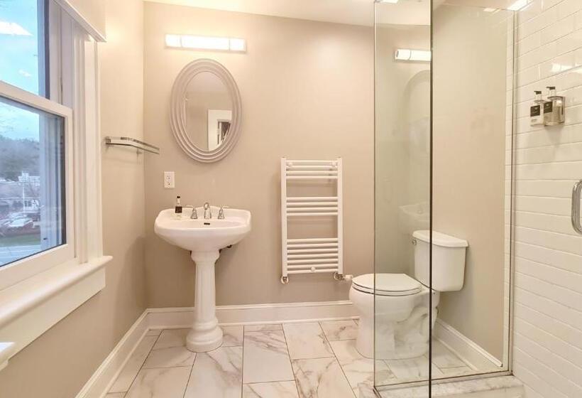 חדר סטנדרט, Lakehouse Inn