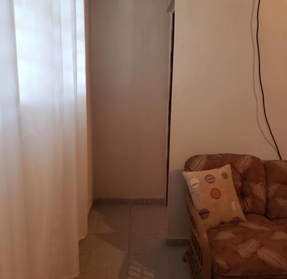 اتاق استاندارد چهار تخته, Jardin Del Mar Guesthouse