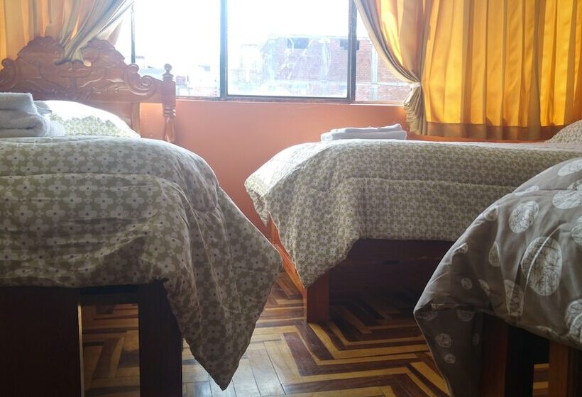 اتاق خانوادگی, Ururi Stay
