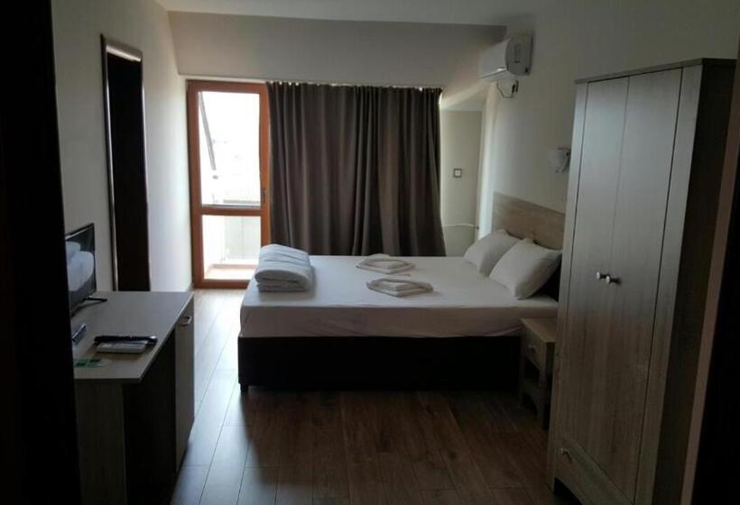 带1个卧室的带阳台的公寓, Guest House Beglik Tash