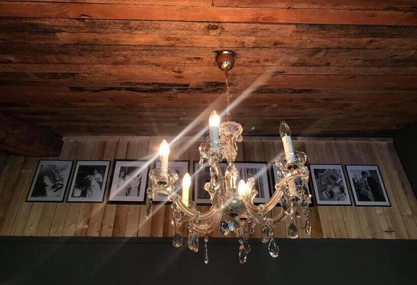 스위트, Le Relais De Chassepierre
