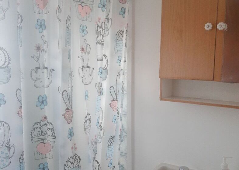 غرفة قياسية ثلاثية, Hostal Klein