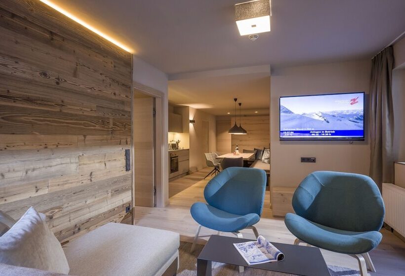 Апартаменты 3 Спальни, Postresidenz