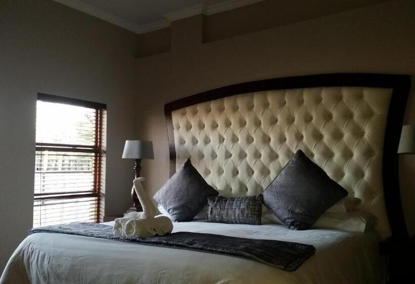 Апартаменты 2 Спальни, Eagle Rock Executive Guest House