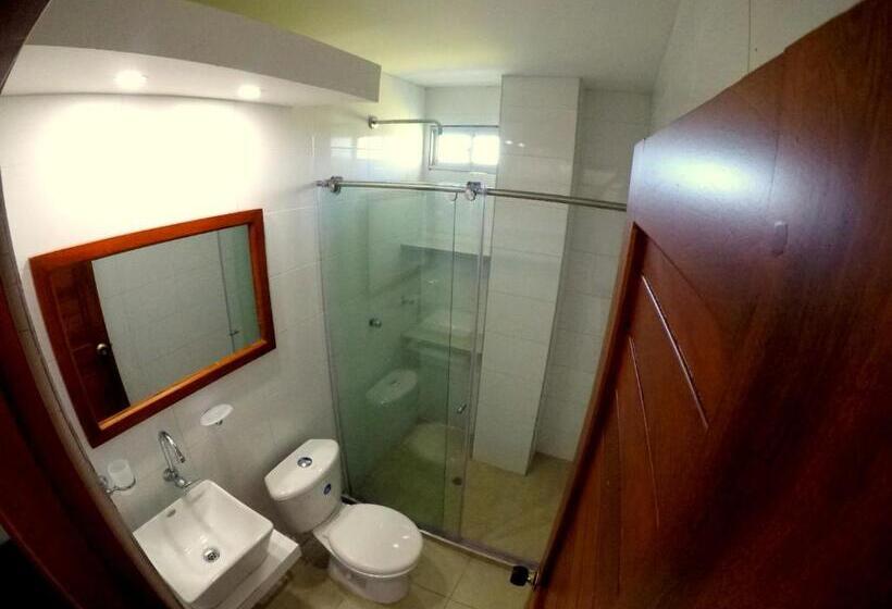 استودیوی استاندارد, Camino Palmero Coveñas