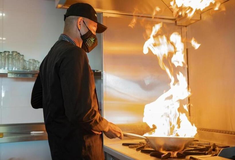 سوئیت پرزیدنت, Camino Palmero Coveñas