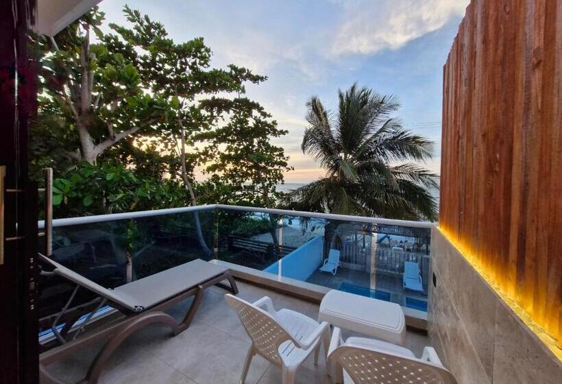 اتاق استاندارد با بالکن و چشمانداز دریا, Camino Palmero Coveñas