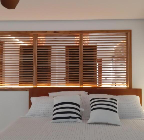 سوئیت پرزیدنت, Camino Palmero Coveñas