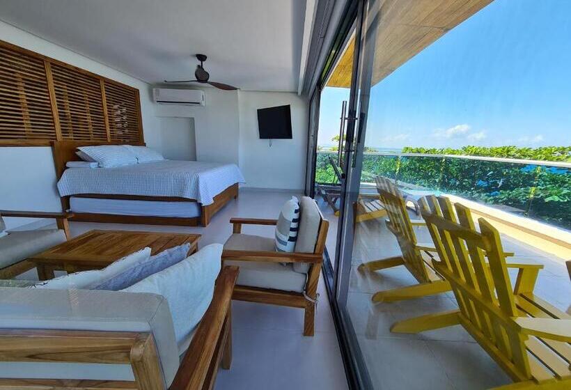 سوئیت پرزیدنت, Camino Palmero Coveñas