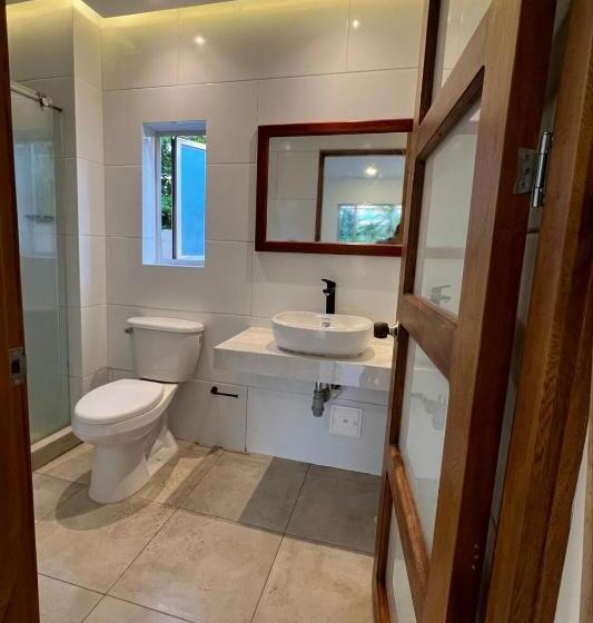 اتاق استاندارد, Camino Palmero Coveñas