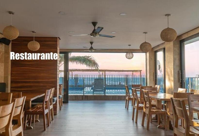 اتاق استاندارد با بالکن و چشمانداز دریا, Camino Palmero Coveñas