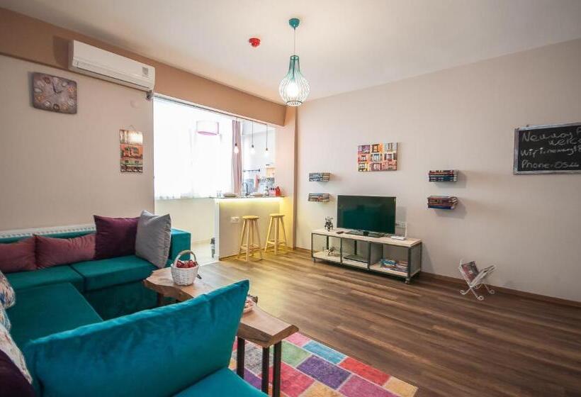 １ベッドルームアパートメント, Newway Apartments