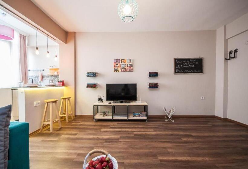 １ベッドルームアパートメント, Newway Apartments