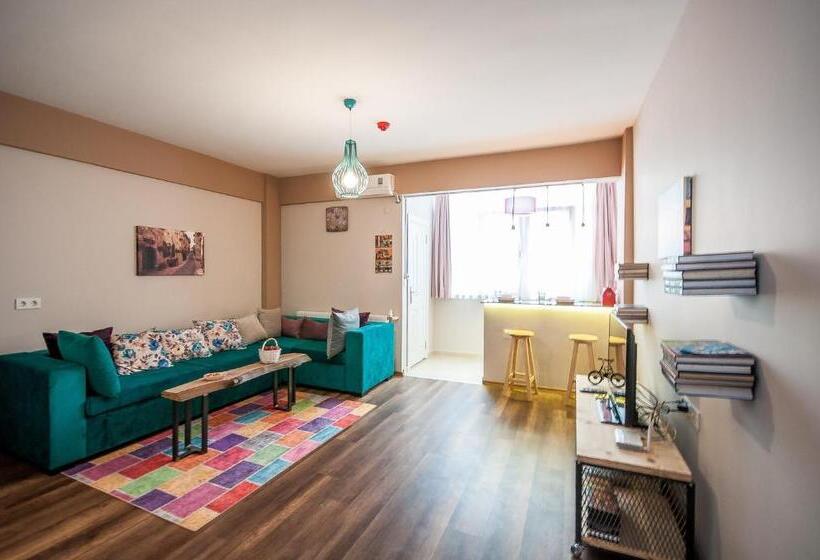 １ベッドルームアパートメント, Newway Apartments