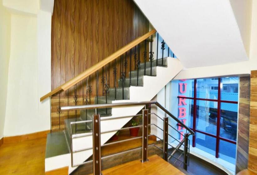 프리미엄 룸, Surbhi Guest House