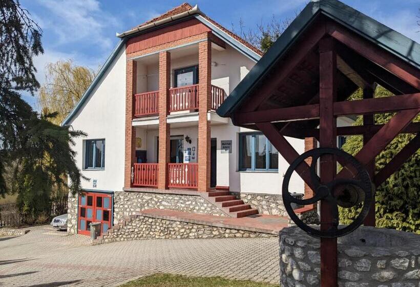Дом 3 Спальни, Guest House Magyar Route 66