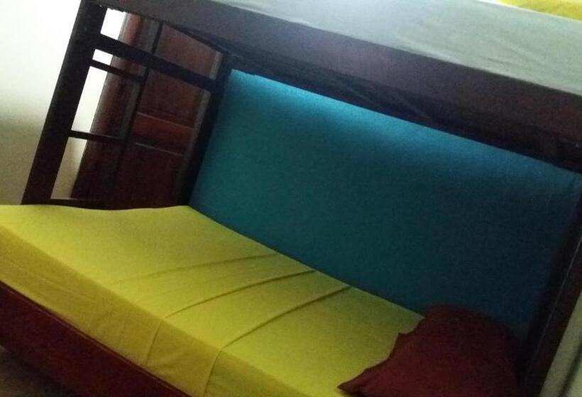 Номер Стандарт Трехместный, Hospedaje Dannita B&b