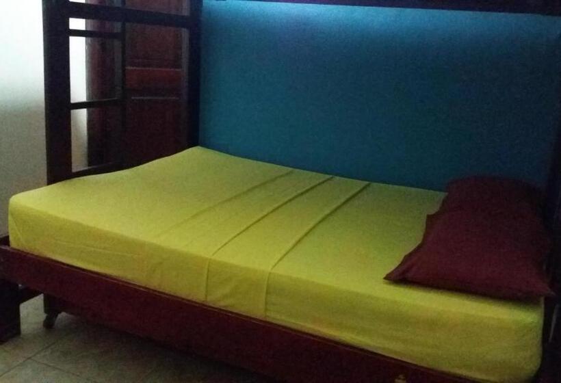 Standard Trippelrum, Hospedaje Dannita B&b
