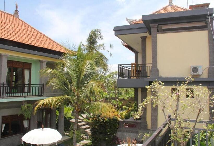 Номер Стандарт Вид на Сад, Villa Bungsil Gading