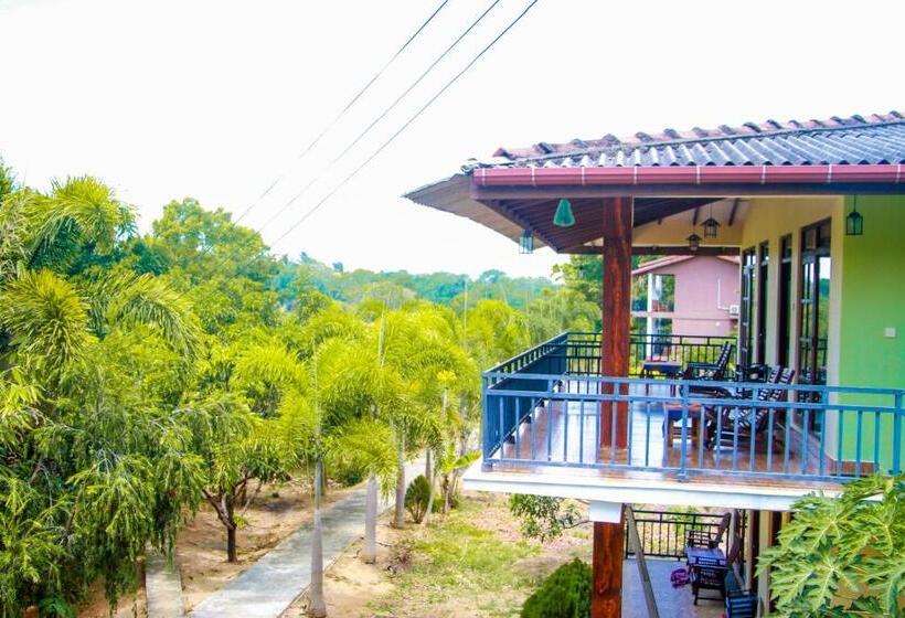 Номер Стандарт Вид на Сад, Darshani Lodge