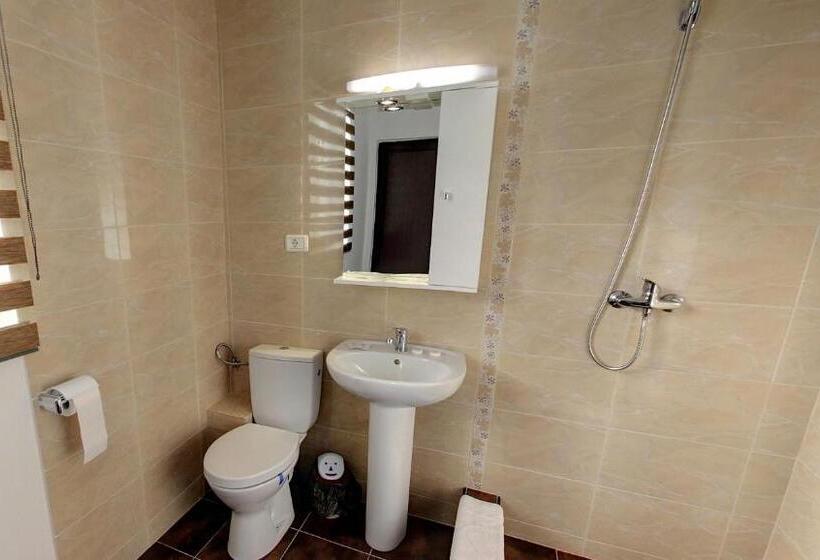اتاق استاندارد یک نفره, La Storia Guest House