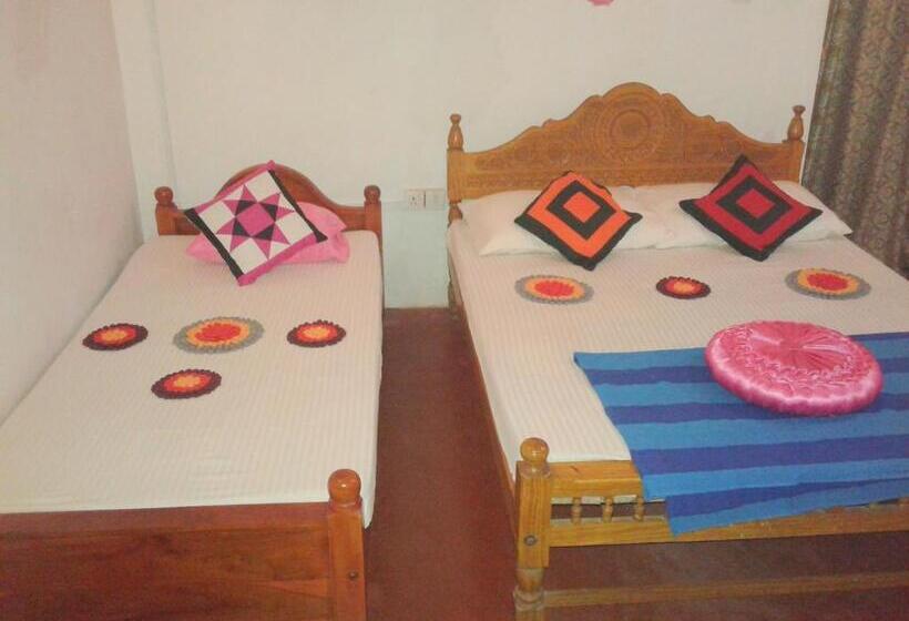 Трехместный Номер Классика, Lak Nilla Guest House