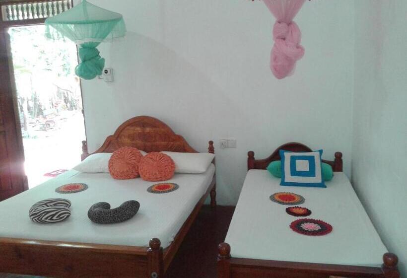 Трехместный Номер Классика, Lak Nilla Guest House