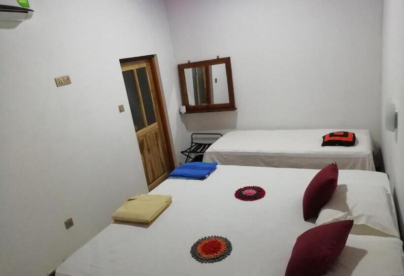 Трехместный Номер Deluxe, Lak Nilla Guest House