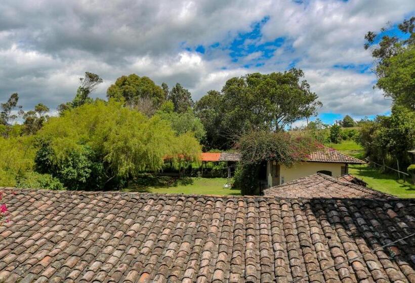 Люкс Дюплекс, Hacienda San Isidro Trails & Experiences