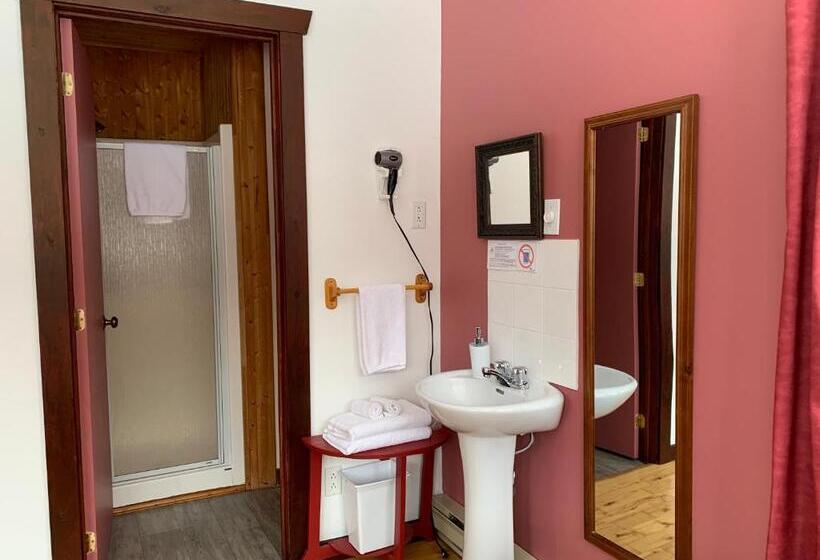 Номер Стандарт, L'auberge Refuge Du Trappeur