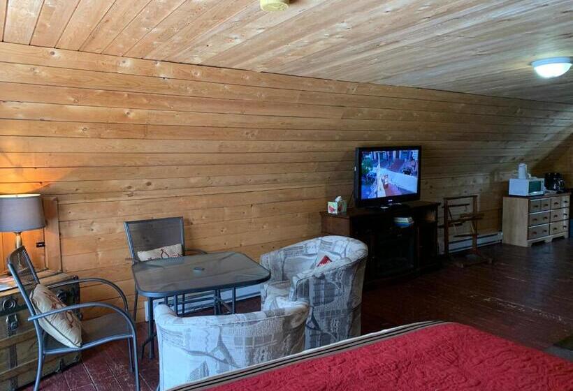 Люкс, L'auberge Refuge Du Trappeur