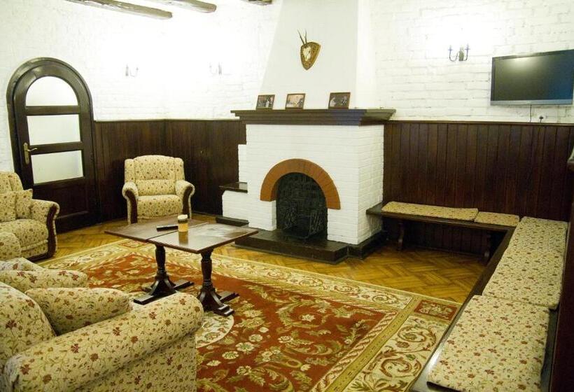 سوییت سوپریور, Pensiunea Rhein