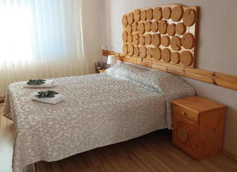 スタンダード４人部屋, Guest House Planinski Zdravets