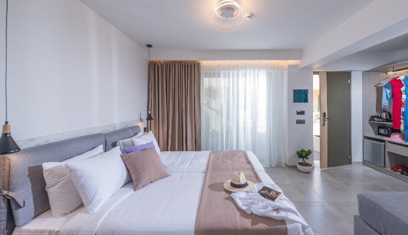 غرفة فردية  مطلة على الحديقة, Imperial Palace Adults Only