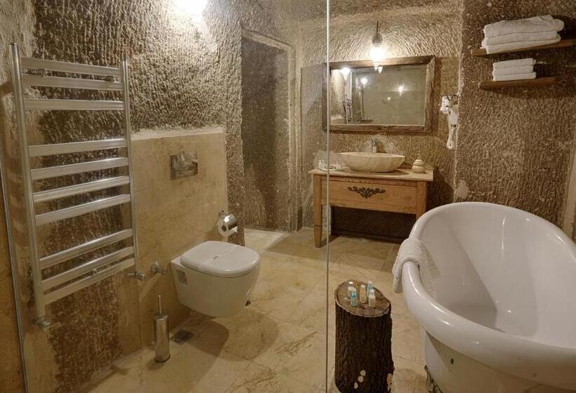 패밀리 스위트, Hera Cave Suites