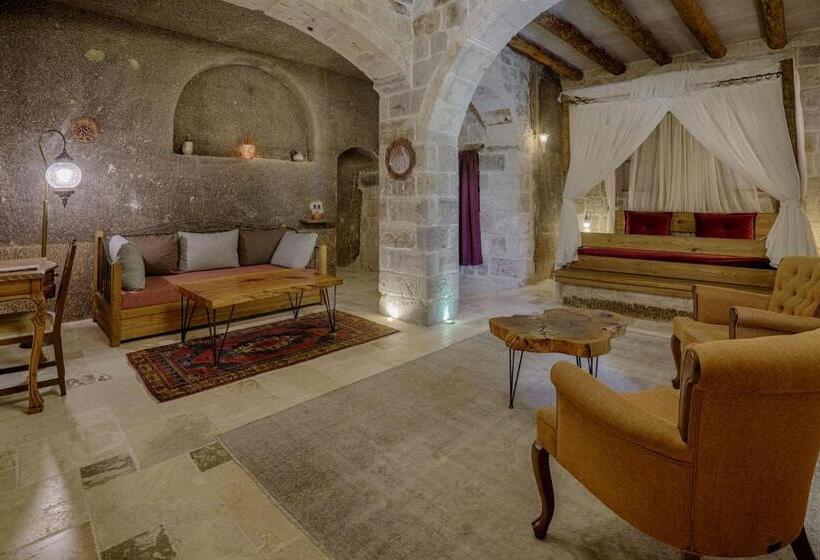 스위트, Hera Cave Suites